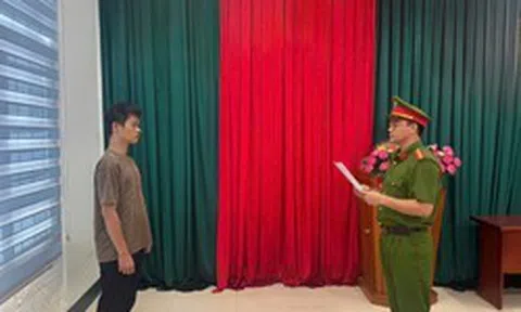 Khởi tố nhân viên Điện Máy Xanh Nguyễn Hữu Phú SN 1995