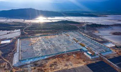 Dự án điện mặt trời lớn nhất Việt Nam của Trung Nam Group: Lỗ lũy kế gần 2.000 tỷ, nợ phải trả gần 9.800 tỷ