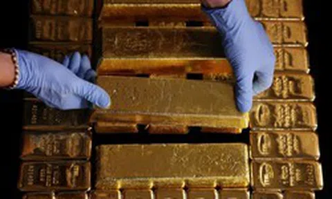 Bộ đôi quỹ ETF nắm lượng vàng khổng lồ trở lại “gom hàng"