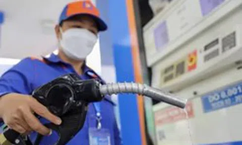 Bộ Công Thương yêu cầu tuyệt đối không găm xăng dầu