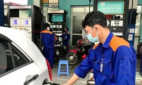 Dự thảo Nghị định mới về kinh doanh xăng dầu: Trao quyền tự quyết nhưng không buông quản lý