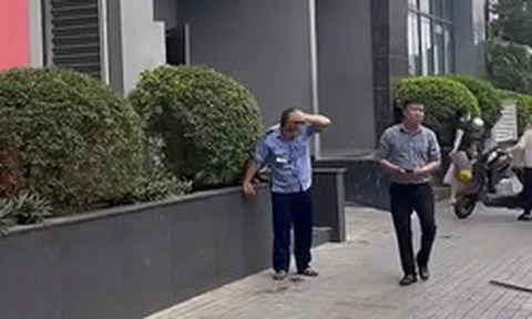 Nguyên nhân thanh sắt từ tầng cao rơi trúng đầu nam bảo vệ ở Hà Nội