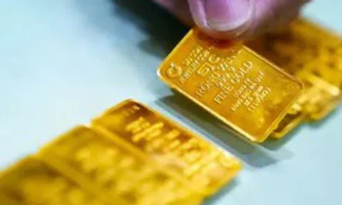 Bán 6 lượng vàng, một phụ nữ chuyển nhầm 478 triệu đồng, người nhận tiêu hết