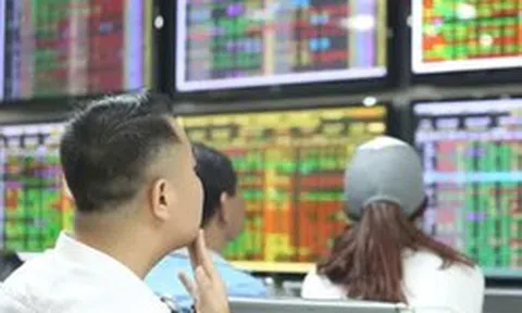 Góc nhìn chuyên gia: Cần tính kịch bản VN-Index lùi về 1.700 điểm, 4 nhóm ngành đáng chú ý trước mùa báo cáo quý