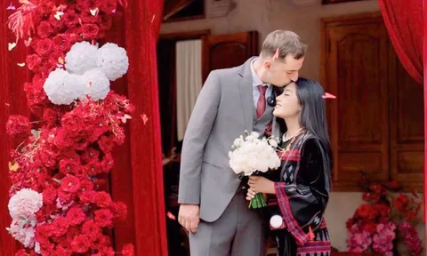 10 con lợn, 10 con gà và 1 cặp dê trong lễ rước dâu của chú rể Bỉ và cô dâu Việt