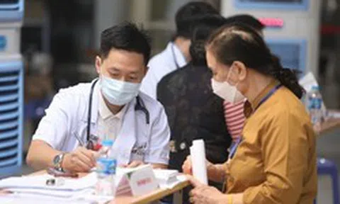 Bộ Y tế trả lời kiến nghị tăng mức hưởng BHYT cho người nghỉ hưu trên 75 tuổi