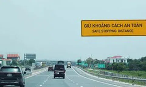Bổ sung biển báo khoảng cách trên 7 tuyến cao tốc, chốt hạn 31/10