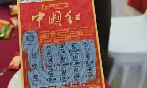 Cô dâu, chú rể tặng khách vé số cào, không ngờ người đàn ông ngoài 50 tuổi trúng gần 1 tỷ đồng