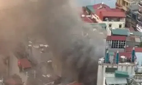 Cháy nhà trong ngõ ở Xuân Đỉnh, Hà Nội