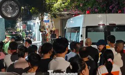 Vụ người đàn ông bị đâm tử vong trong ô tô ở Hà Nội: 'Hung thủ giật dao của người bán thịt gây án'