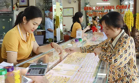 Giá vàng chiều nay (22/10): Thế giới giảm sâu
