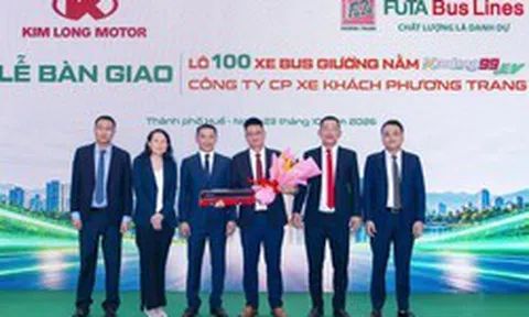 Xe bus giường nằm thuần điện do Việt Nam sản xuất lần đầu được đưa vào vận tải liên tỉnh