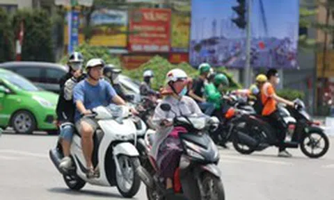 Miền Bắc tiếp tục  nắng nóng hiếm gặp