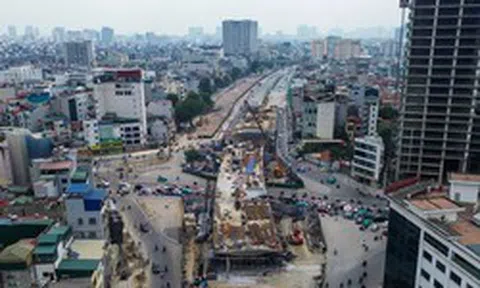 Dồn lực thi công hai cầu vượt trên công trường đường Vành đai 1