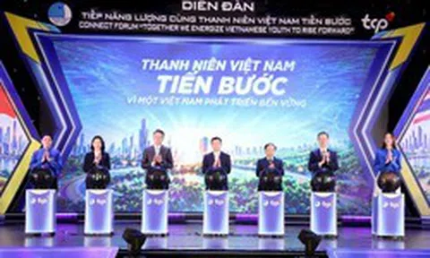 Tiếp năng lượng cùng thanh niên Việt Nam tiến bước