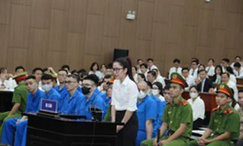 Khối vàng hơn 220 tỷ cùng túi xách hàng hiệu thu giữ tại nhà bạn gái Mr Pips