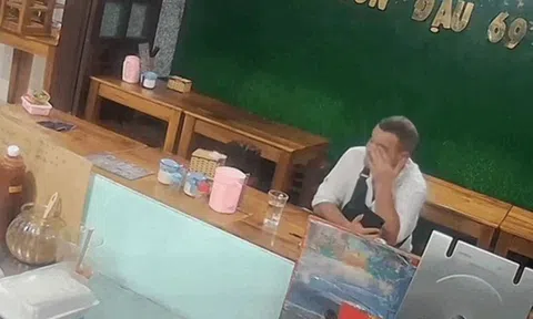 Du khách Nga nghẹn ngào trước món quà giản dị từ chủ quán Việt lúc nửa đêm