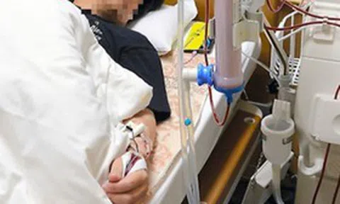 Bé trai 14 tuổi đã suy thận, bác sĩ cảnh báo 3 món quen thuộc "vạn người mê"
