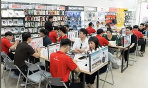CellphoneS mở bán iPhone Duo chính hãng, ưu đãi đến 5 triệu