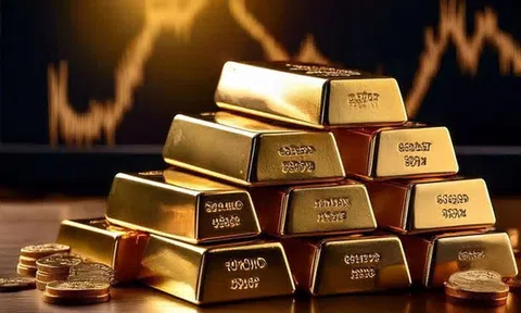 Giá vàng chiều nay (29/10): Chịu áp lực từ xung đột tại Trung Đông