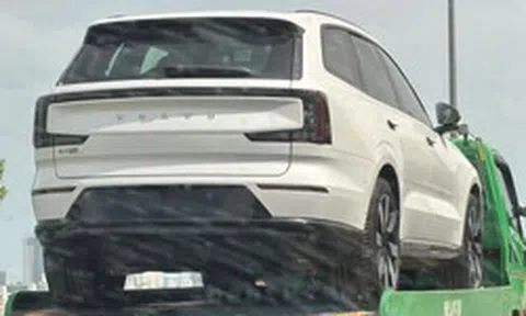 Volvo EX90 lộ diện trước ngày ra mắt ở Việt Nam: Trang bị mô-tơ đôi, mạnh 517 mã, tầm vận hành hơn 600km/sạc