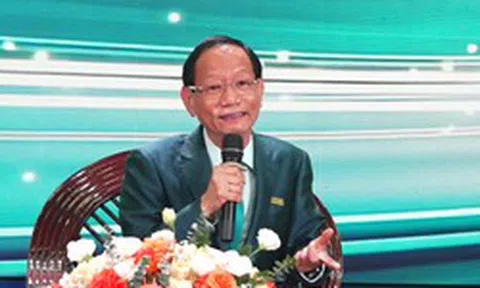 Chủ tịch ABBank Vũ Văn Tiền nói thẳng: Ở tập đoàn tôi, mỗi cuộc họp không quá 1 tiếng, cấp dưới báo cáo tối đa 5 phút