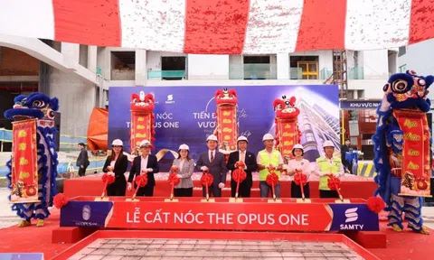 VINHOMES VÀ SAMTY TỔ CHỨC LỄ CẤT NÓC 4 TÒA THÁP THE OPUS ONE, DỰ KIẾN BÀN GIAO TỪ QUÝ I/2026