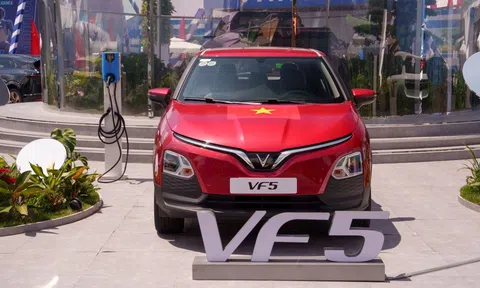 Chuyển từ xăng sang điện, chủ xe VF 5 ngỡ ngàng: Chất lượng hơn hẳn, tiền tiết kiệm gần đủ mua thêm VF 3 cho vợ