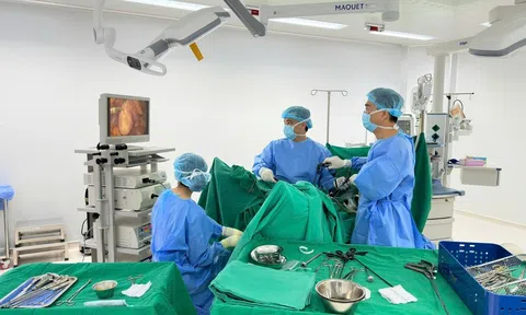 Phẫu thuật nội soi giúp người phụ nữ 73 tuổi trút bỏ mặc cảm 20 năm vì sa sinh dục