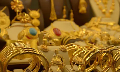 Giá vàng hôm nay 30/3: Vàng miếng SJC ổn định