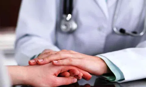 Bệnh viện Bạch Mai phản hồi về hai trường hợp quê Cà Mau và Bạc Liêu từng đến khám bệnh