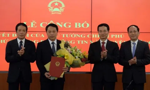 Bộ Thông tin và Truyền thông có thứ trưởng 37 tuổi
