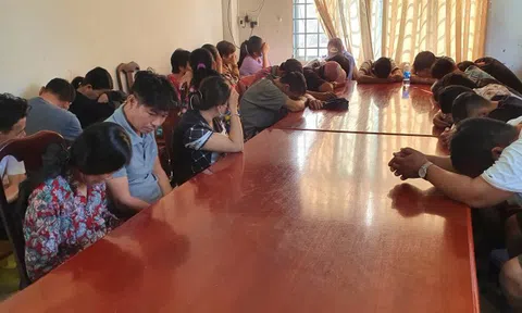 Rạch Giá: Giữa khuya, 24 người ra khu đất trống đánh bạc