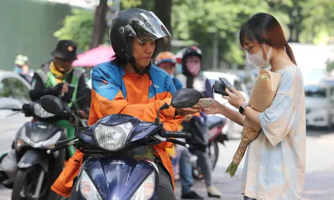 Nở rộ mua sắm qua di động