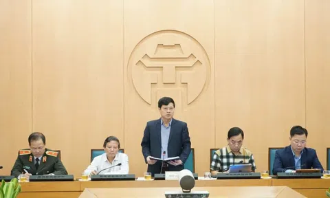 Hà Nội: Người dân vẫn chủ quan, đeo khẩu trang đối phó