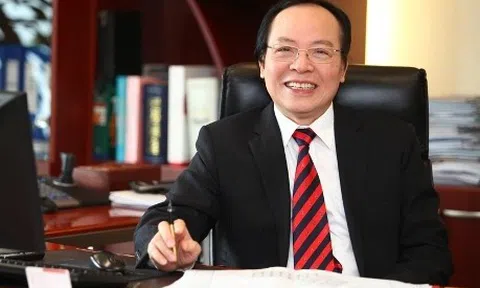 Chuyện về vị đại gia đưa tiền cho bầu Đức trả lương ông Park Hang-seo