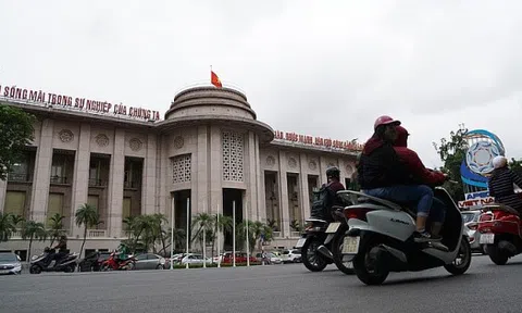 NHNN can thiệp vào thị trường sau 4 tháng im ắng