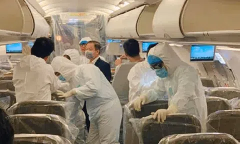 Một tiếp viên hàng không nhiễm Covid-19