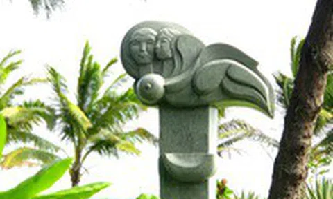 'Đạo’ tượng ở Tuy Hòa: ông Vinh nói đã xin phép bằng miệng; tác giả: Chưa bao giờ