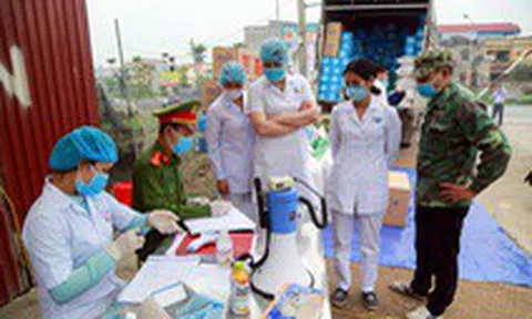 Thêm 8 bệnh nhân COVID-19 mới, 1 người đi chuyến bay từ Nga từng chở 24 bệnh nhân