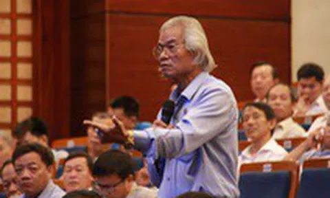 Nhiều nội dung sách giáo khoa cải cách cẩu thả, 'dẫn dắt tư duy lừa lọc'