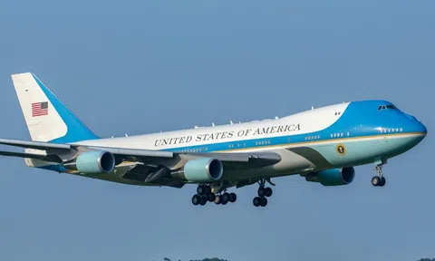 Clip: Chuyên cơ Air Force One của tổng thống Mỹ có gì đặc biệt?