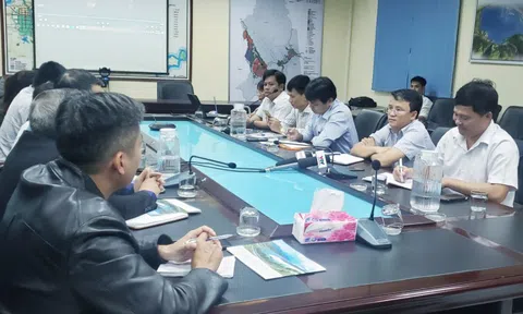 Chi “đắt đỏ” làm đường dọc đầm phá nhưng…không tính kết cấu chắn sóng