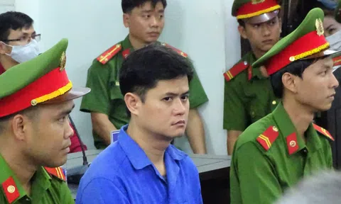 Xét xử vụ 'bác sĩ hiếp dâm nữ điều dưỡng': Tranh cãi gay gắt về băng ghi âm