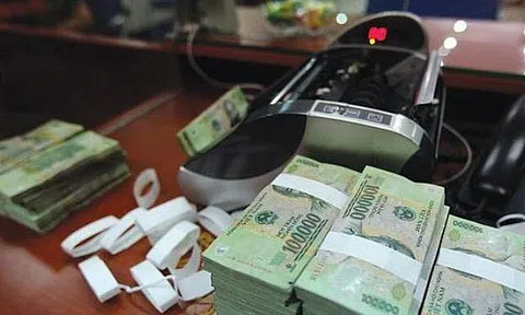 Các ngân hàng tăng vay mượn lẫn nhau