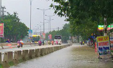 Nhiều vùng ngập lụt, Khánh Hòa cho học sinh nghỉ học