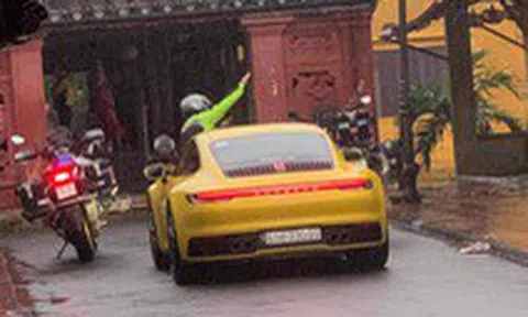 Truy tìm đoàn 'siêu xe' đi đường cấm vào thẳng chùa Cầu Hội An