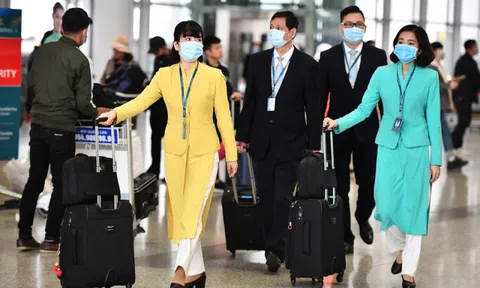 Tiếp viên Vietnam Airlines mắc Covid-19 vẫn đi học khi tự cách ly