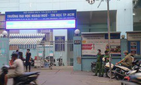 Cựu sinh viên ĐH Ngoại ngữ - tin học rơi lầu tại trường tử vong