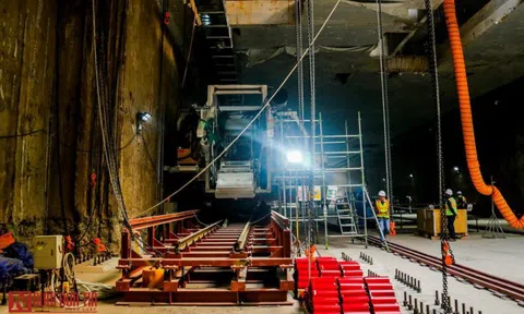 Robot đào hầm nghìn tấn thi công tuyến đường sắt Nhổn- Ga Hà Nội